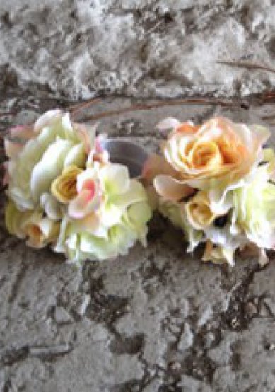 Бутоньерка П9095 - Салон цветов Праздничная Атмосфера